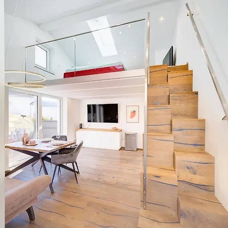 Haus Am Weinberg * Seekirchen am Wallersee