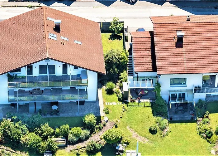 Haus Am Weinberg * 제키르헨 암 발레르제