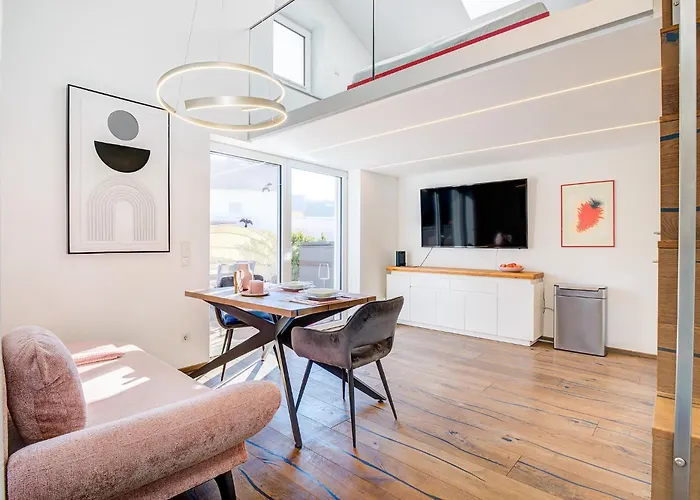 Haus Am Weinberg 제키르헨 암 발레르제