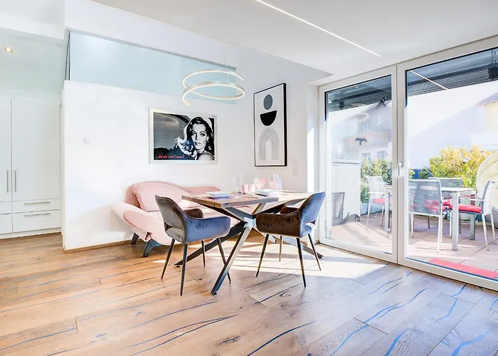 아파트 Haus Am Weinberg 제키르헨 암 발레르제